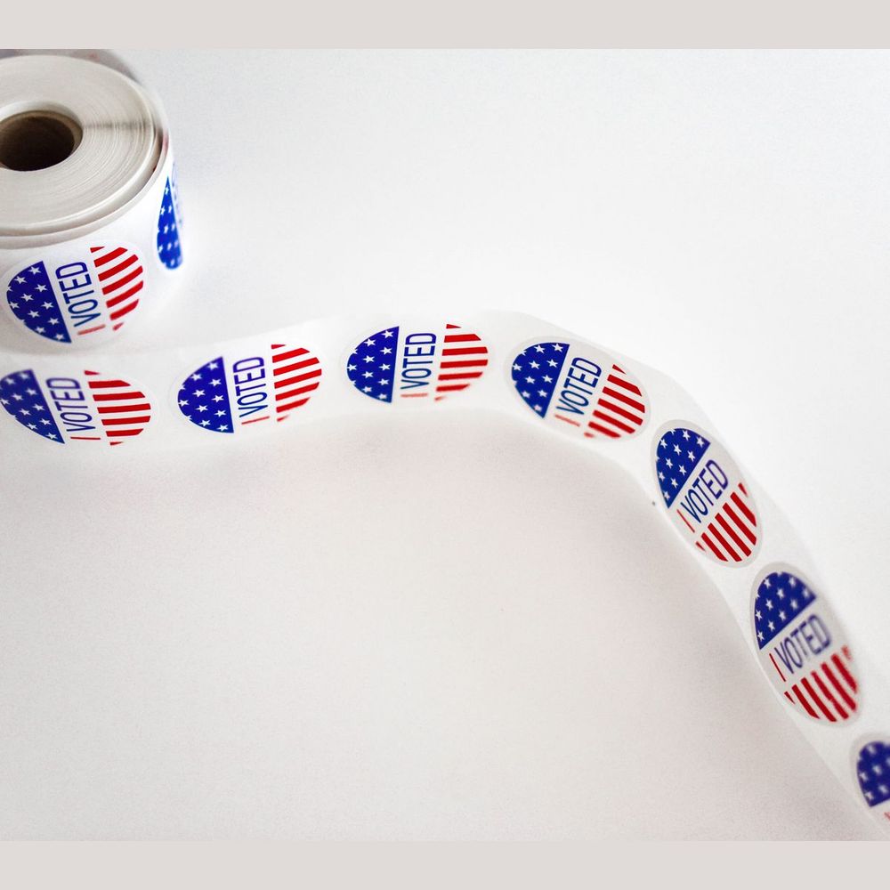 Round kiss-cut stickers on a roll