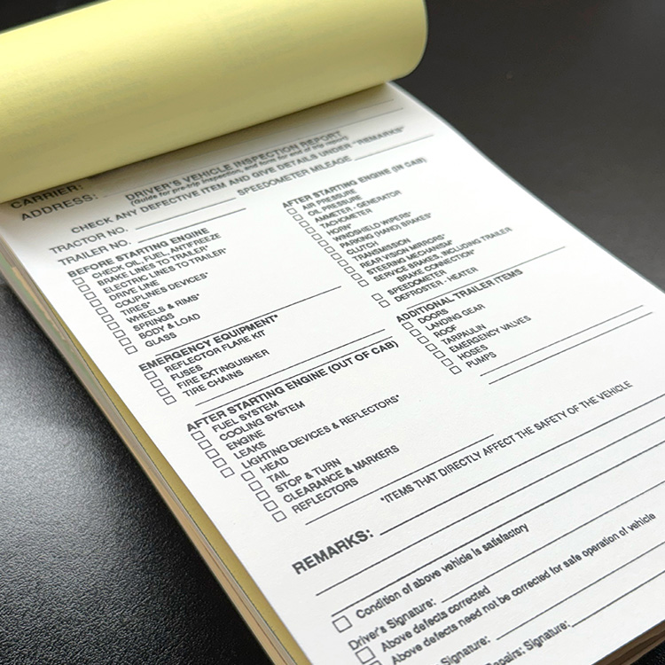 Carbonless Forms 30 sets/book, 5.5&Prime;&times;8.5&Prime; 