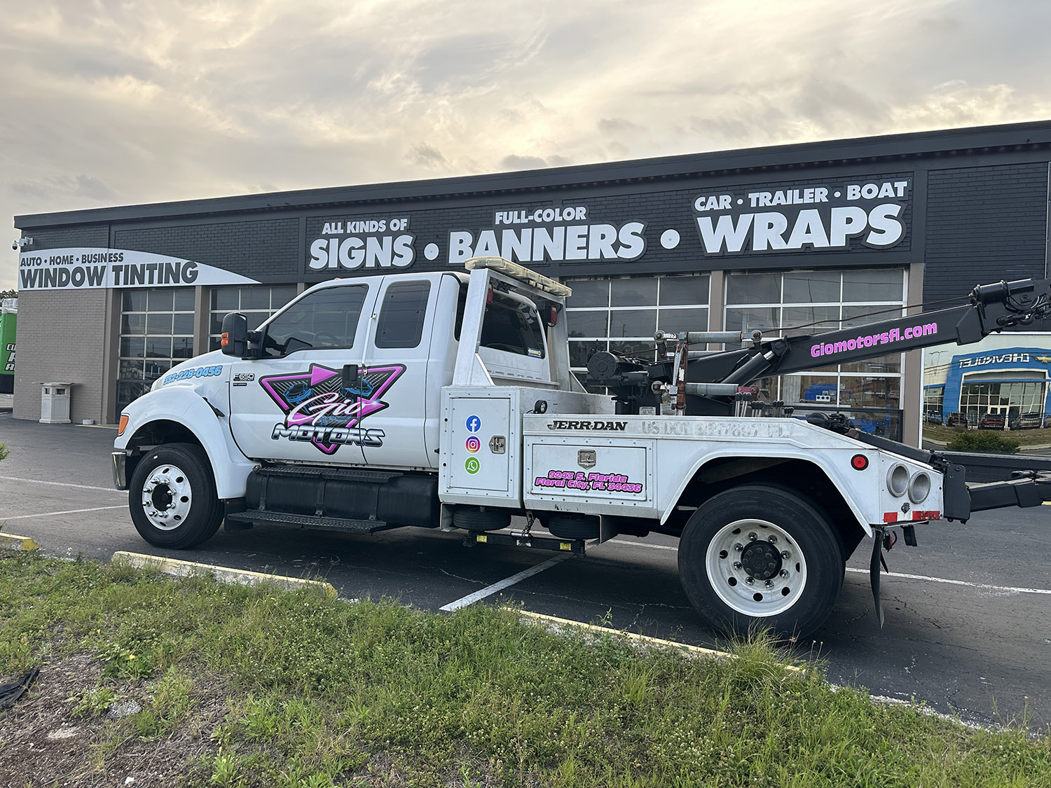 Partial Vehicle Wrap