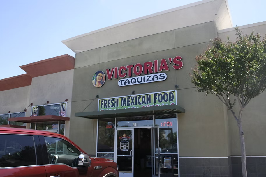 Snowy peaks thumbnail