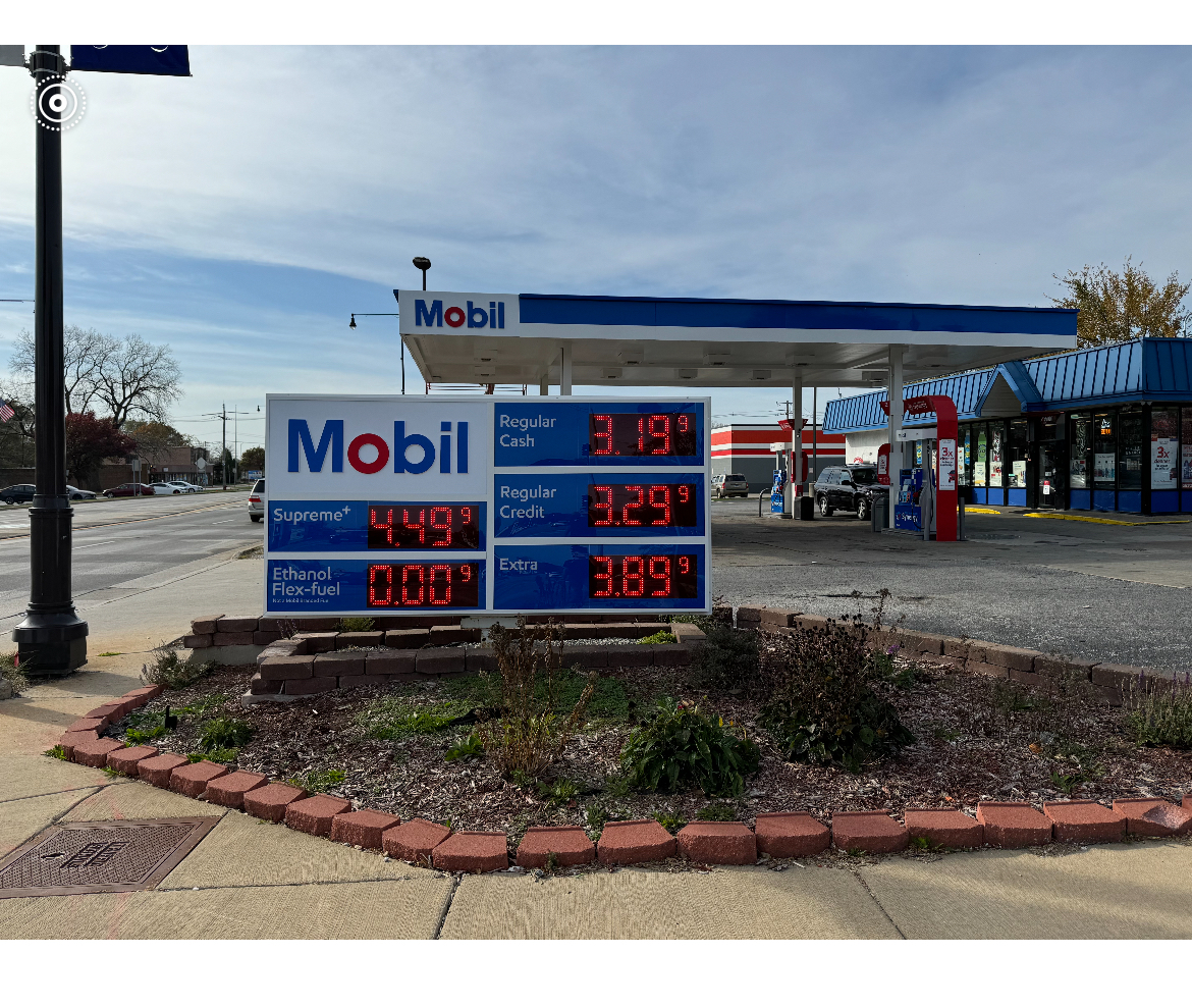 Snowy peaks thumbnail